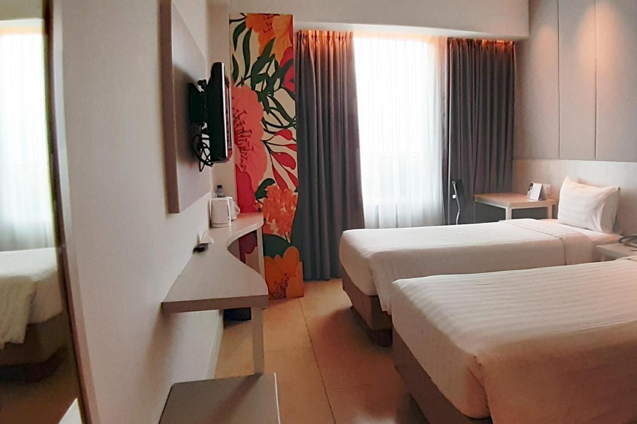 Park Hotel Cawang Jakarta Luaran gambar