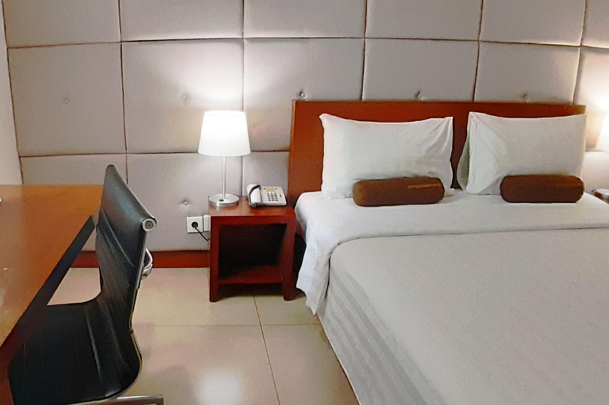 Park Hotel Cawang Jakarta Luaran gambar