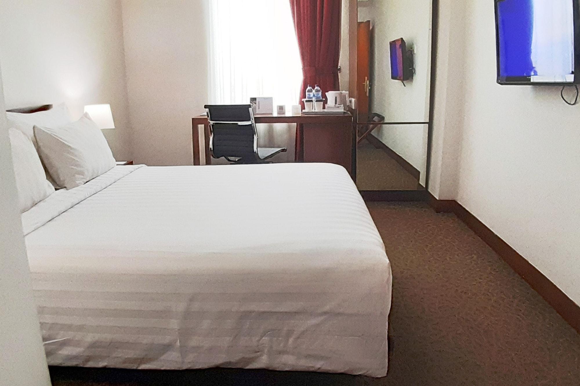 Park Hotel Cawang Jakarta Luaran gambar