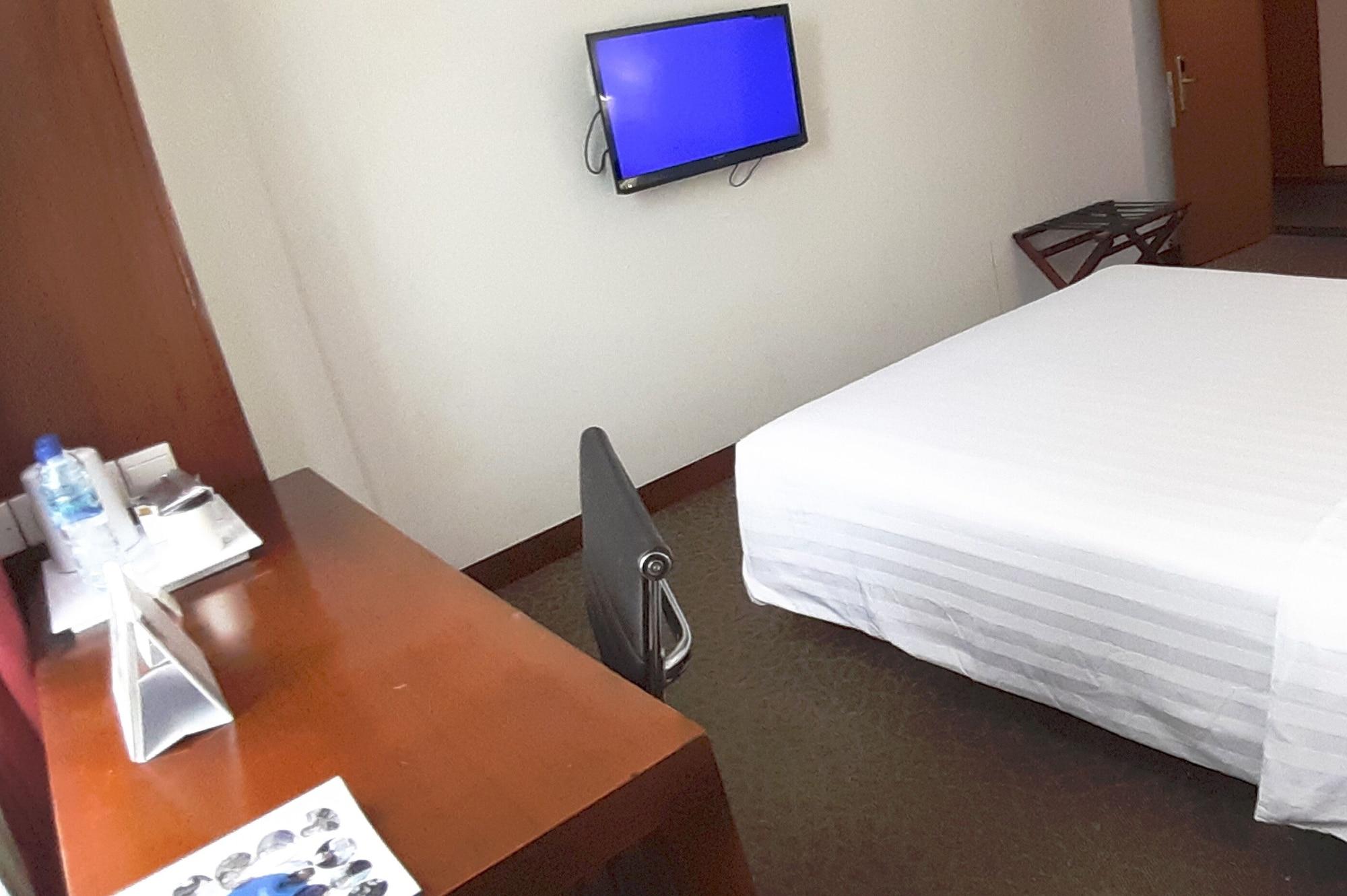 Park Hotel Cawang Jakarta Luaran gambar