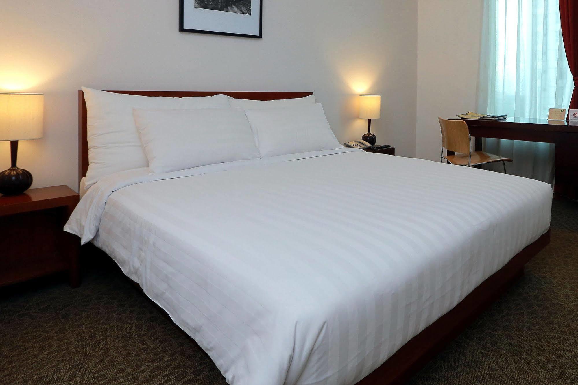 Park Hotel Cawang Jakarta Luaran gambar