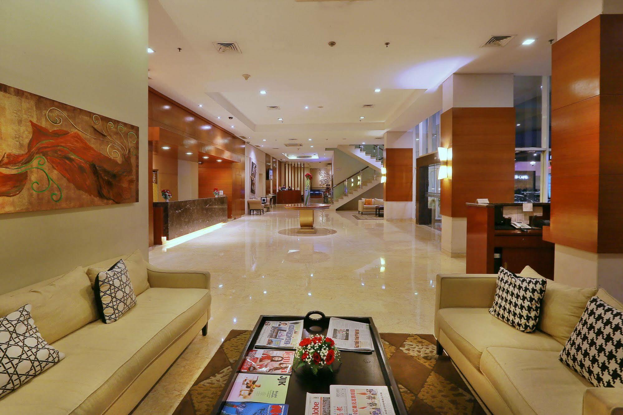 Park Hotel Cawang Jakarta Luaran gambar